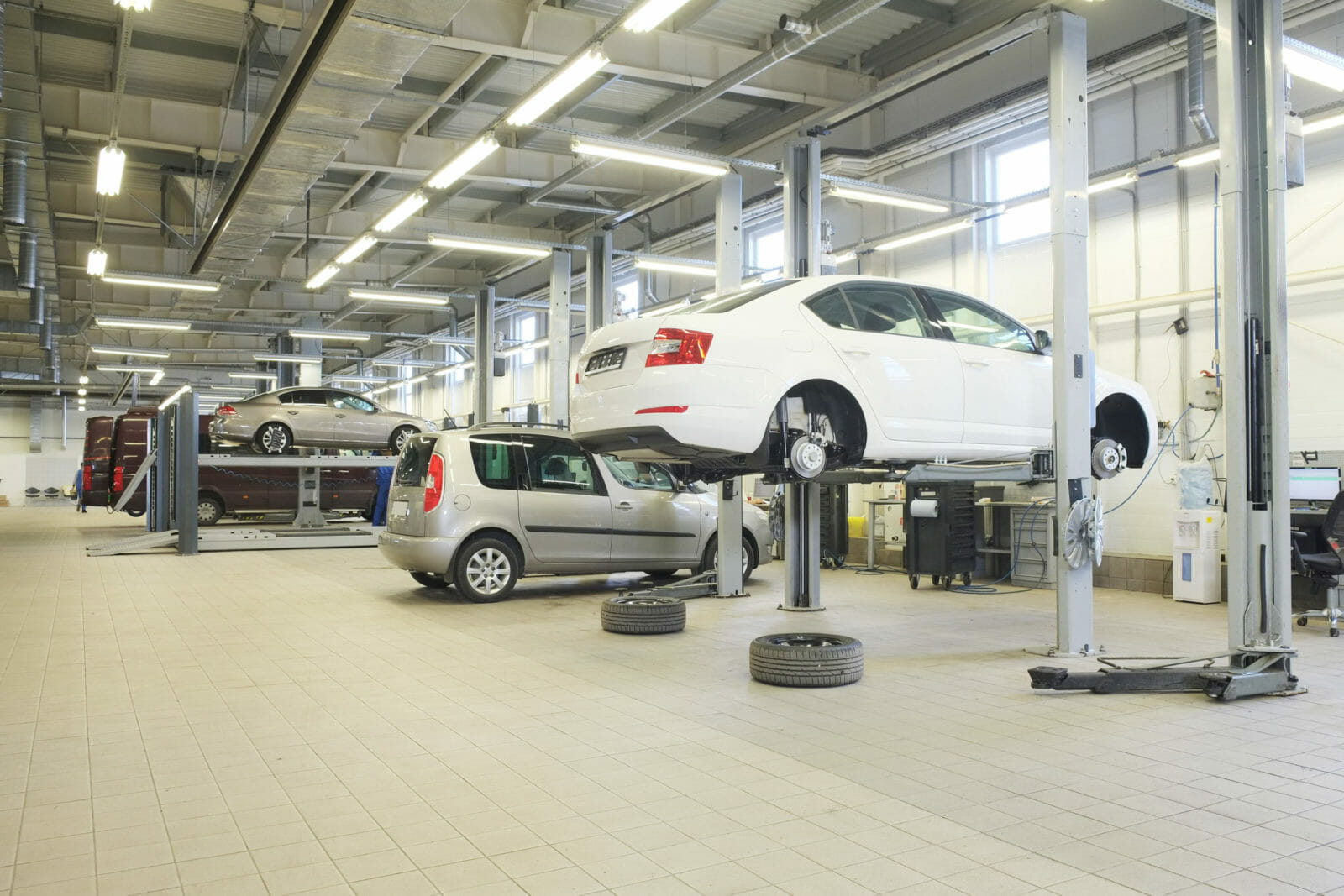 Guide to Car Lifts Automotive Management Network